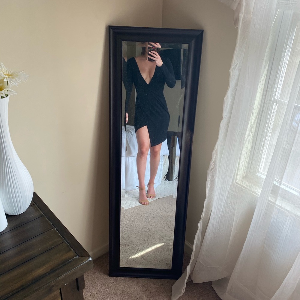 Lulus long sleeve high leg slit dress Black XS